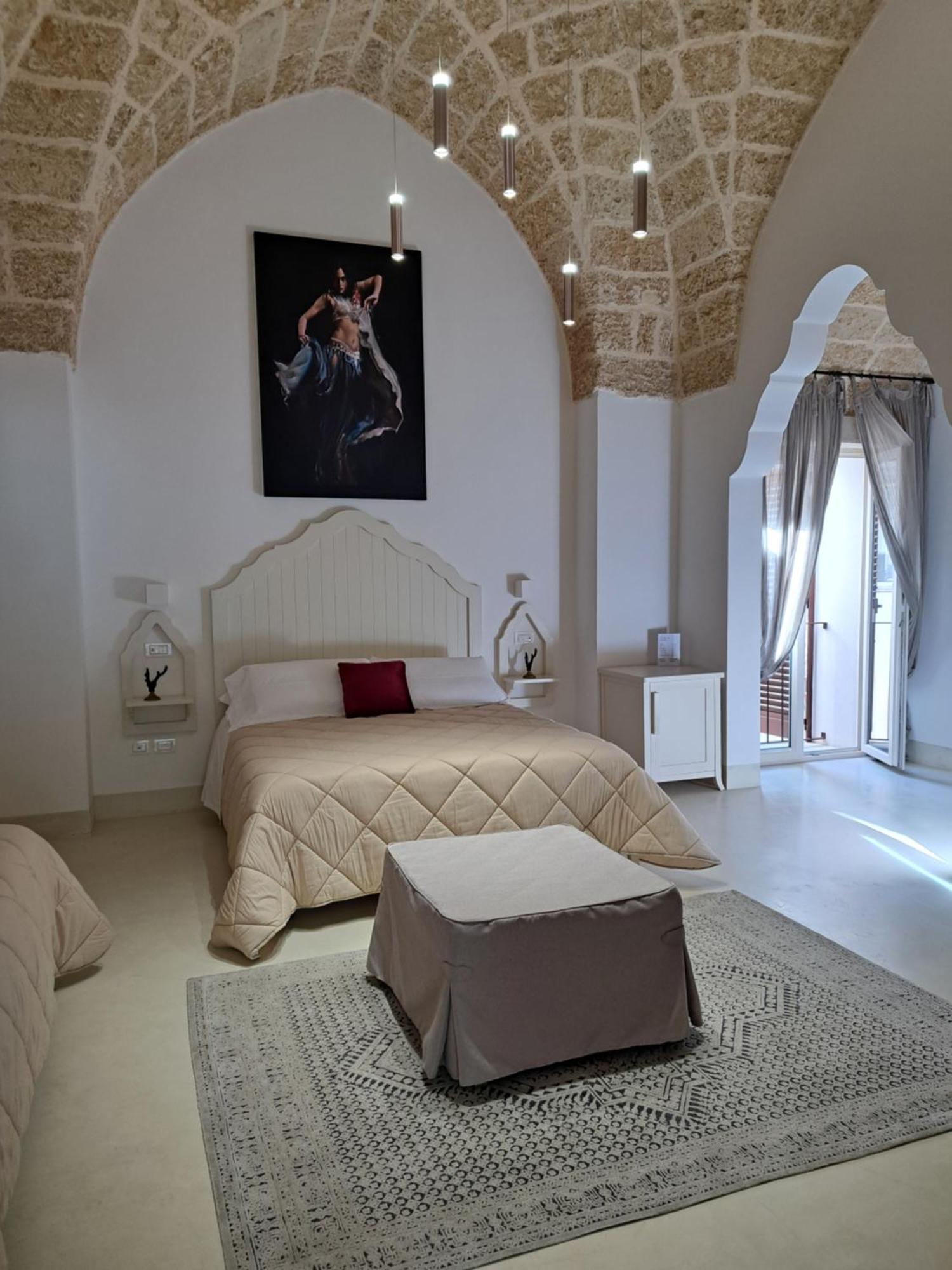 Palazzo Alma Luxury Rooms Casarano Exterior foto