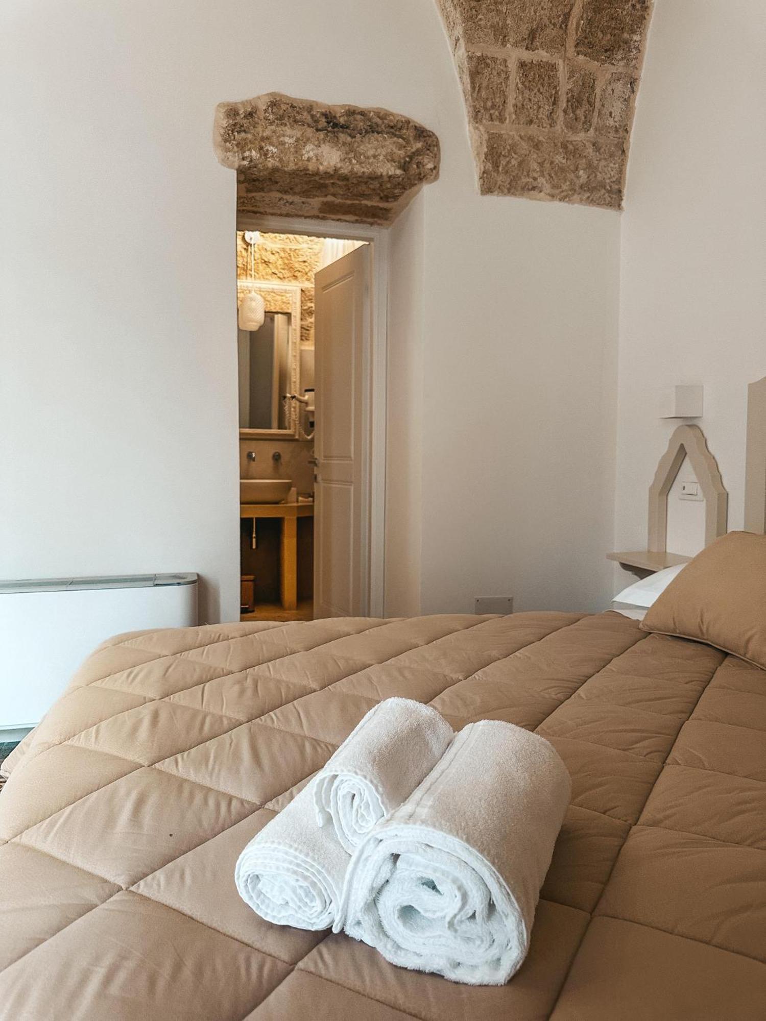 Palazzo Alma Luxury Rooms Casarano Exterior foto