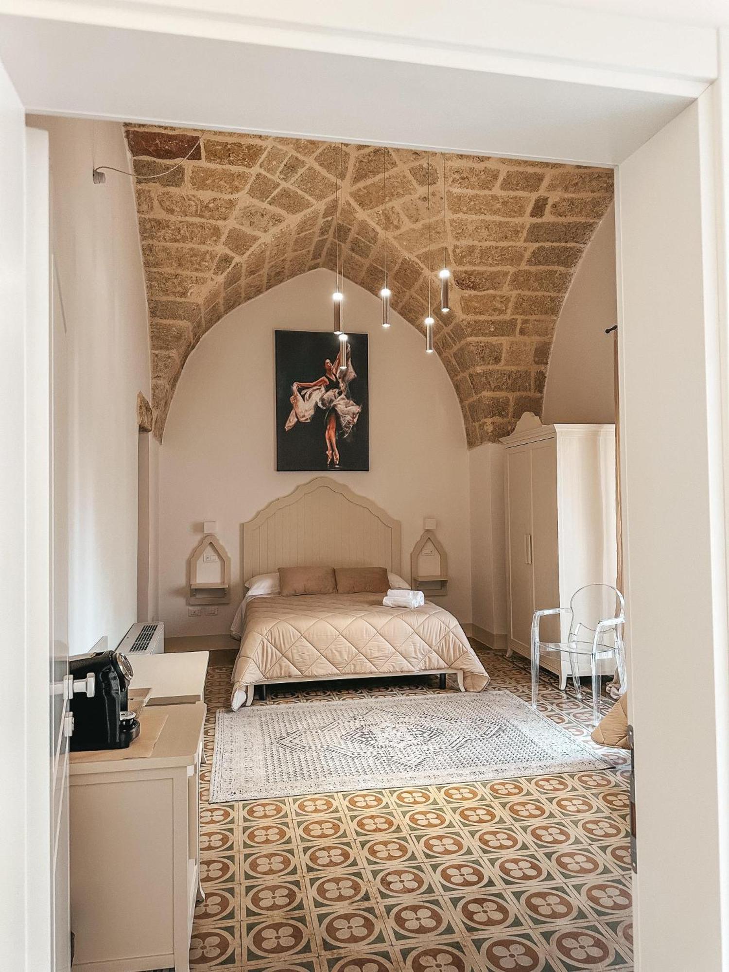 Palazzo Alma Luxury Rooms Casarano Exterior foto