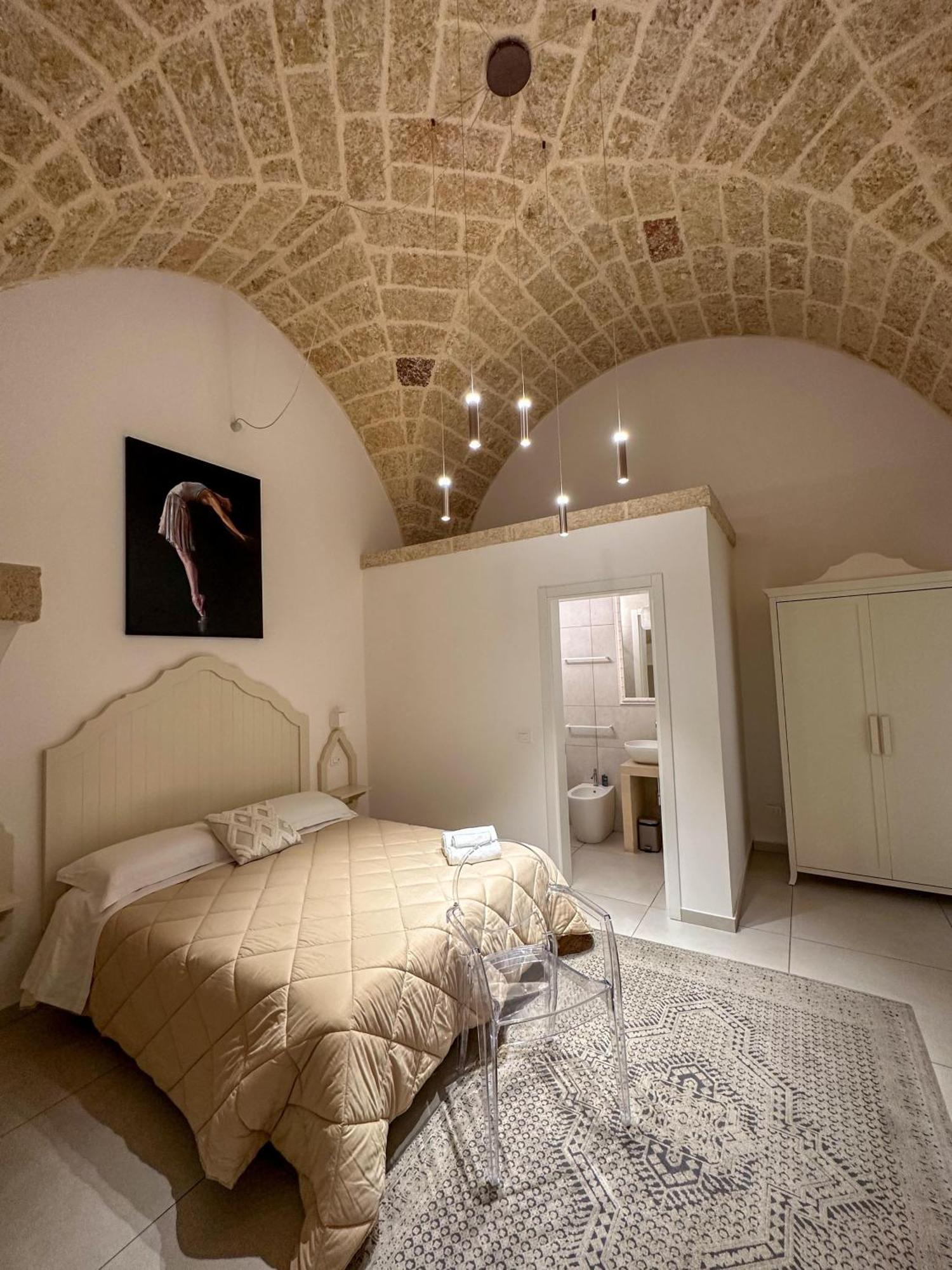 Palazzo Alma Luxury Rooms Casarano Exterior foto