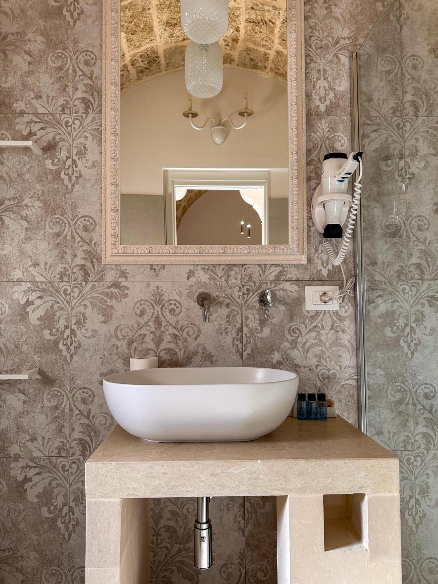Palazzo Alma Luxury Rooms Casarano Exterior foto