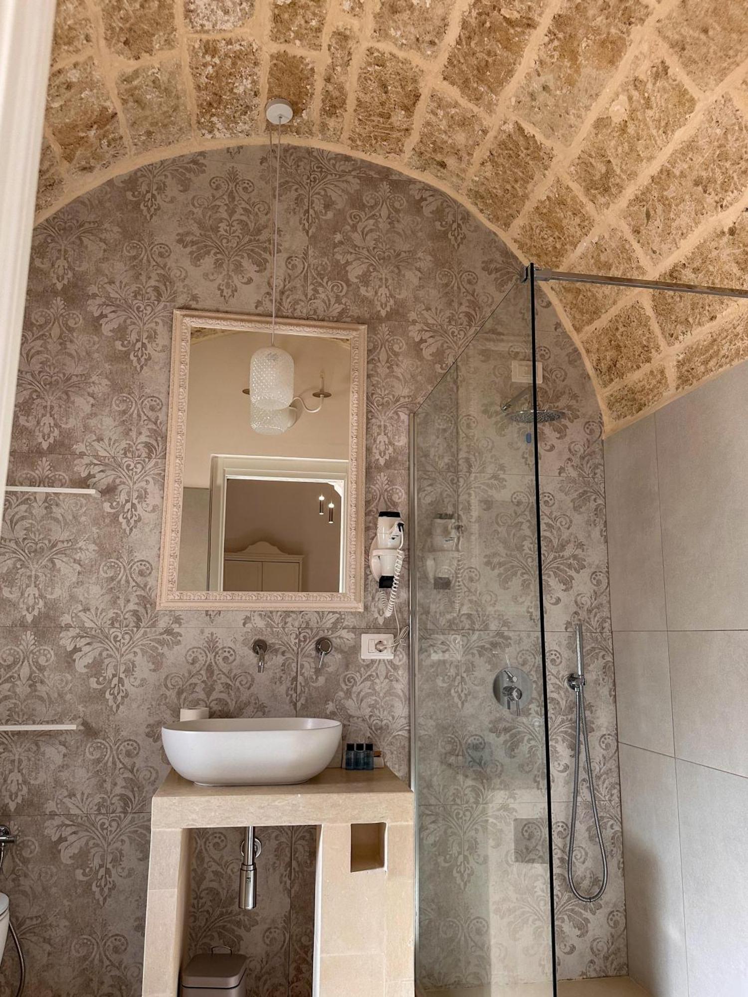 Palazzo Alma Luxury Rooms Casarano Exterior foto
