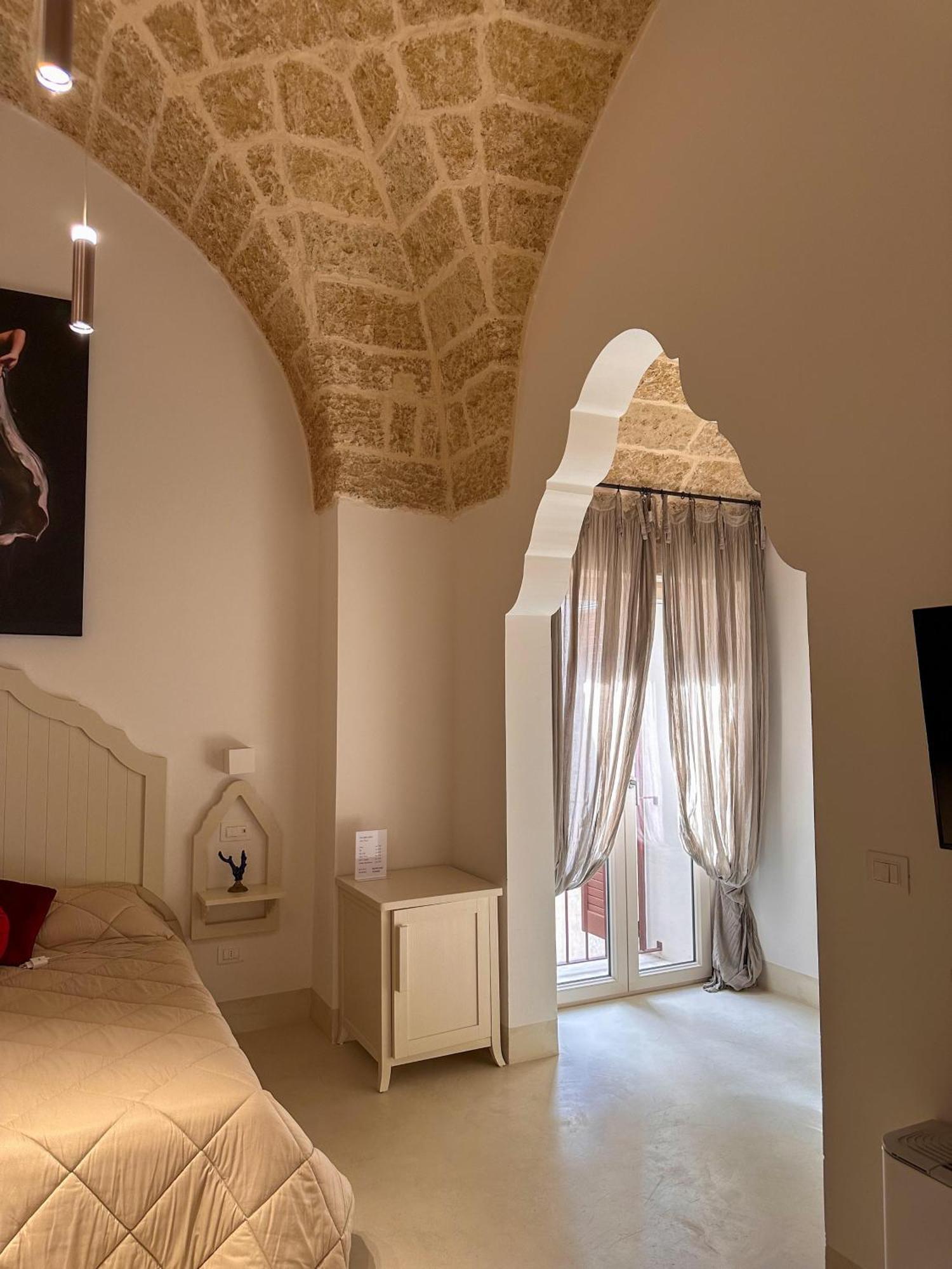 Palazzo Alma Luxury Rooms Casarano Exterior foto