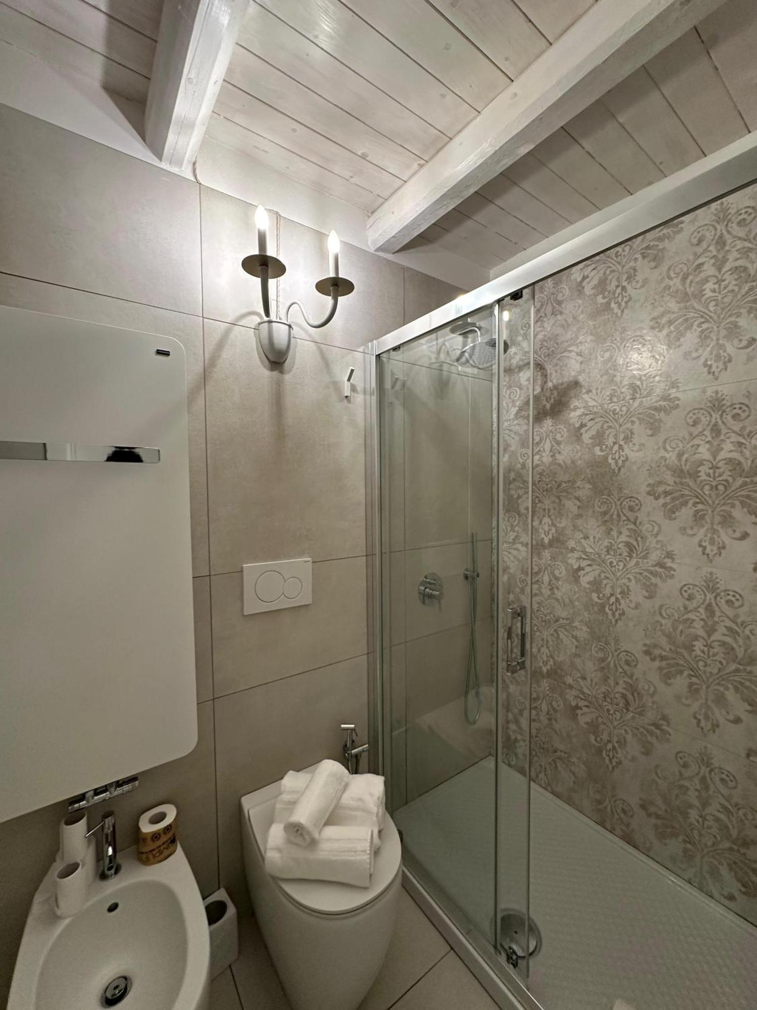 Palazzo Alma Luxury Rooms Casarano Exterior foto